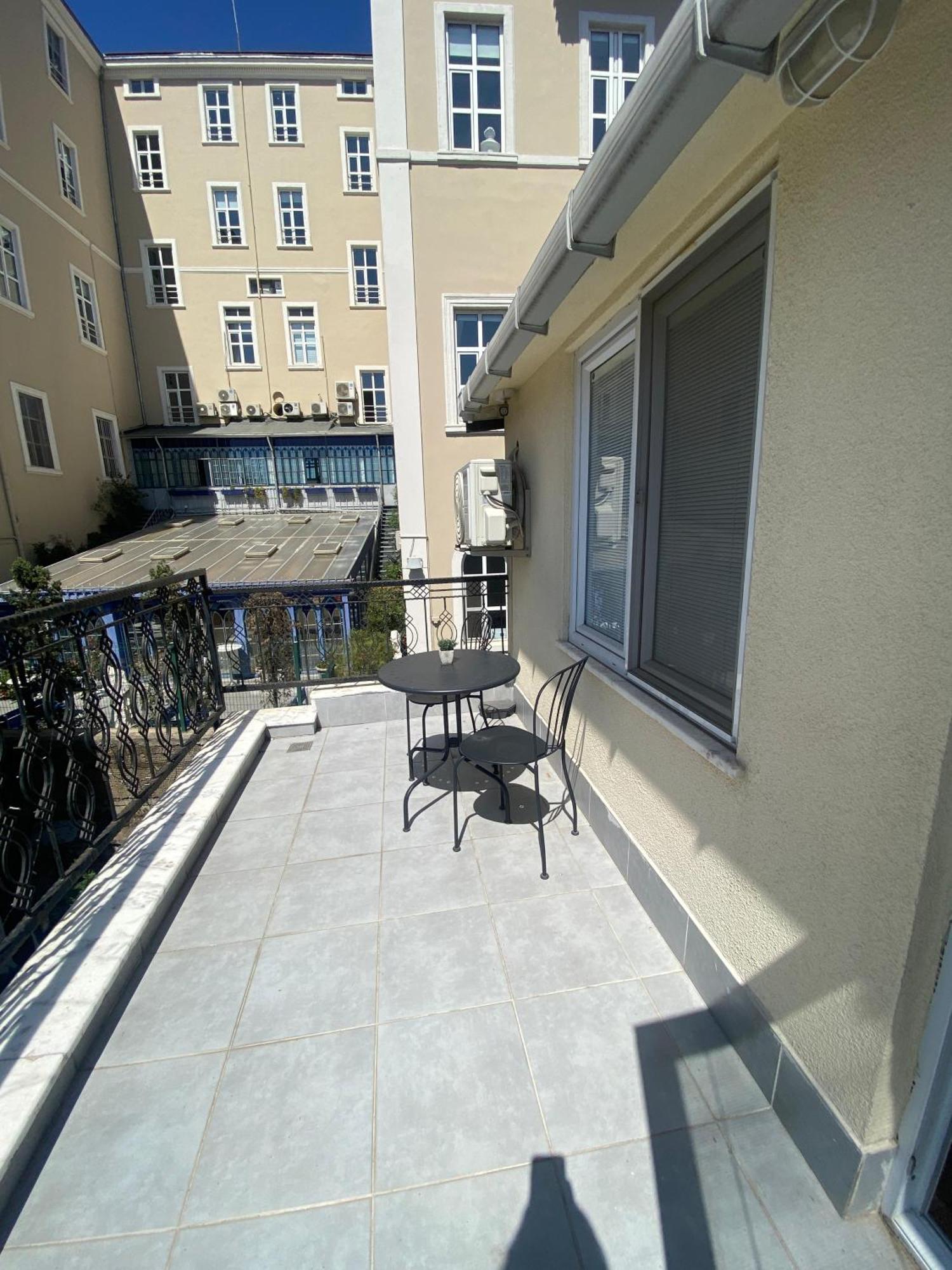 Sapphire Suites Taksim Istanbul Exterior foto